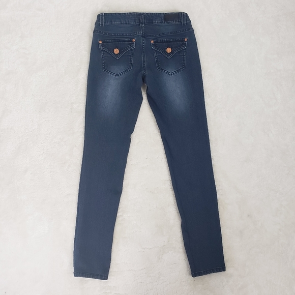 Celebrity Pink Jeans - Picture 3 of 7